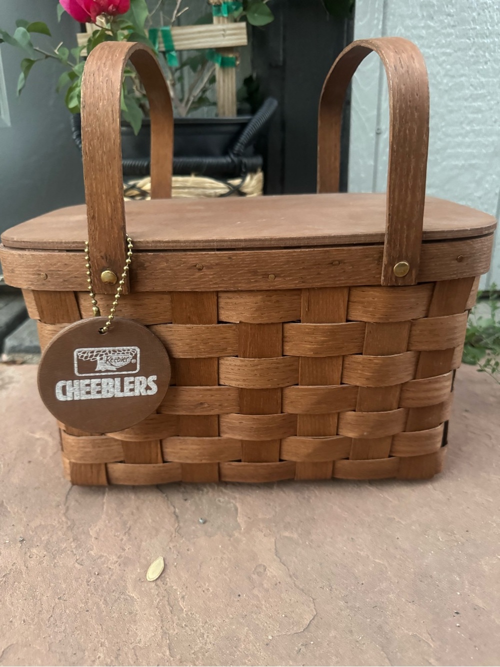 Vintage 1940 soben Wood picnic basket in pristine conditions